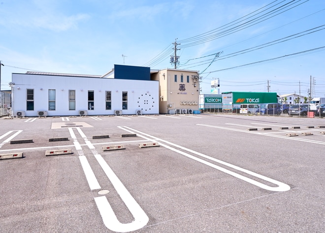ささめデンタルクリニック（愛知県安城市）_駐車場