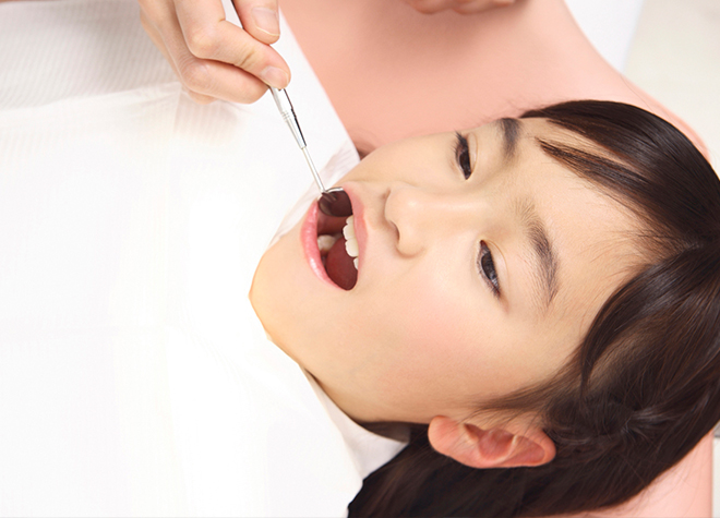 健康な歯を維持するためにお子さまへの上唇小帯の切除も行っております