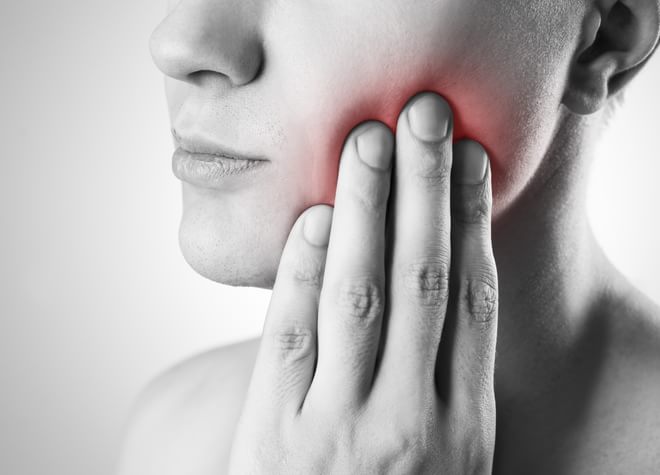 顎関節症は、根本的な発症の原因から治療することを推奨します