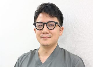 らいおん歯科クリニック　16号医院 川成　満 院長 歯科医師 男性