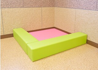 キッズスペースをご用意しておりますので、お子様連れの方もお気軽にお越しください。