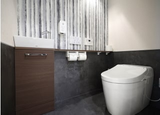 カーテンが設置してあるため、プライバシーをお守りいただけます。