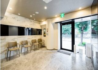 ラ・トゥール新宿歯科