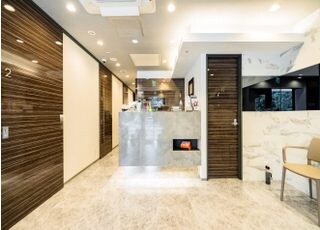 ラ・トゥール新宿歯科