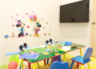 スマイルライン歯科・矯正歯科　マークイズ福岡ももち