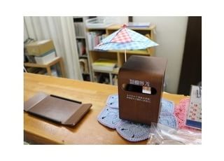 毎月初めての診療には診察券をお出しください。受付では不安などを増長しないよう、明るくていねいに応対させていただきます。