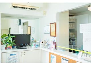 こちらで受付を行います。