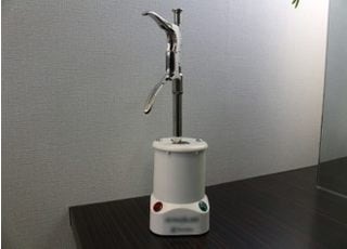 根管の穴埋めをする際の機器です。