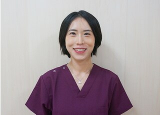 アルファデンタルクリニック東イオン 馬　有加 院長 歯科医師 女性