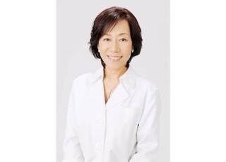 アヤデンタルオフィス 文 万里 院長 歯科医師 女性