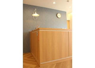 わたる歯科医院（JR西宮駅前）