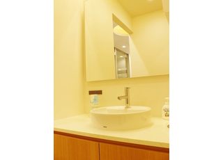 わたる歯科医院（JR西宮駅前）