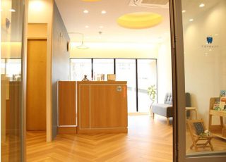 わたる歯科医院（JR西宮駅前）