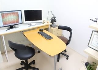 カウンセリング室になります。