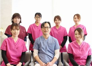 親切で明るいスタッフが皆さまのご来院をお待ちしております。