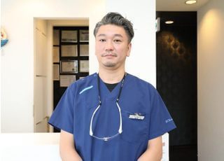 モアナ歯科クリニック　竹ノ塚医院 吉田　元 理事長 歯科医師 男性