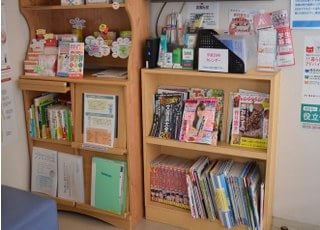雑誌や漫画など置いておりますので、ご自由にお読みください。