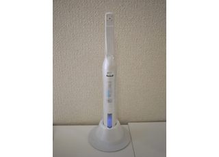 こちらの口腔内カメラを使用することで、見えにくかった奥の歯もはっきり見ることができます。