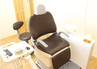 お座りいただくチェアーは心地の良いものを意識しています