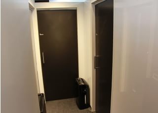 落ち着いた雰囲気の院内です。