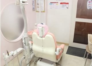 こちらで診療いたします。