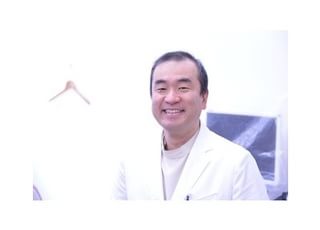 歯科ニュージャパン上杉 向山泰泉 副院長 歯科医師 男性