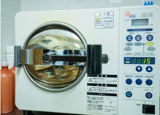 患者さまのお口の中に触れる器具は一つひとつ滅菌処理しています。