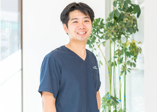 さわべ歯科クリニック王子神谷 澤辺　正規 院長 歯科医師 男性
