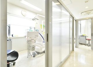 個室の治療スペース