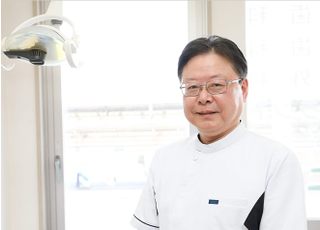 志賀歯科クリニック 志賀　勇哉 院長 歯科医師 男性