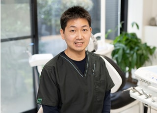 斎藤歯科 斎藤 友貴哉 院長 歯科医師 男性