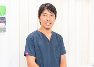 井上歯科 ＣＬＩＮＩＣ ＆ ＷＯＲＫＳ ＴＯＫＹＯ（新橋） 井上　慎太郎 理事長 歯科医師 男性