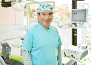 くめの歯科 粂野　勇二 院長 歯科医師 男性