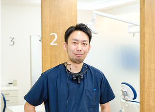 みやけ通り歯科クリニック 安田　峻介 院長 歯科医師 男性