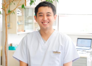 山本歯科クリニック 山本 和也 院長 歯科医師 男性