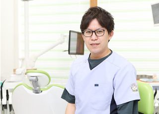 【北島町】さとう歯科医院 佐藤　真大 院長 歯科医師 男性
