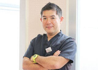 たじま歯科クリニック(高槻市) 田島　直人 院長 歯科医師 男性