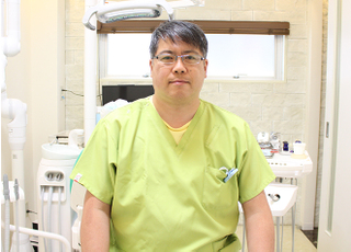 かたた歯科クリニック 堅田　和寿 院長 歯科医師 男性