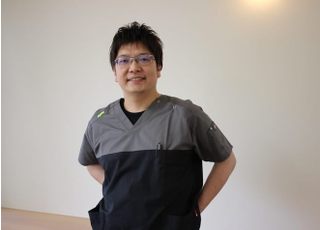 澤井歯科 澤井　是周 院長 歯科医師 男性