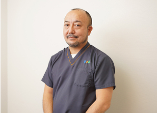 アスキーデンタルクリニック 吉田　栄介 院長 歯科医師 男性