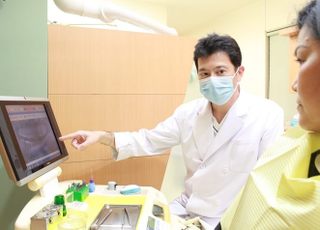 にしやま歯科医院 西山　真悟 院長 歯科医師 男性
