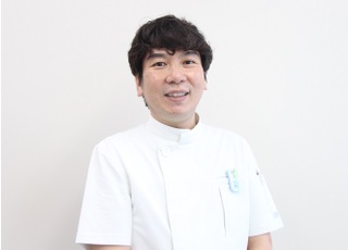 トラスト歯科（大阪市西区） 小川　集司 院長 歯科医師 男性