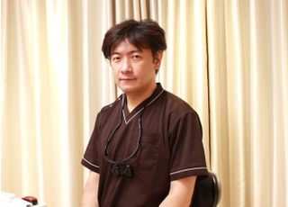 ＮＯＢＬＥ　ＤＥＮＴＡＬ　ＣＬＩＮＩＣ 川本 敏雄 (Toshio Kawamoto) 院長 歯科医師 男性
