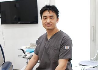 よしだファミリー歯科 吉田 孝史（Takafumi Yoshida） 院長 歯科医師 男性