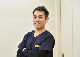 津田歯科医院 佐藤　賢一 院長 歯科医師 男性