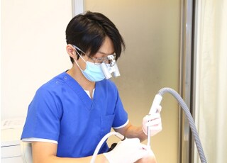 治療時には痛みや不安など抑え、できるだけ負担の少ない治療を心がけております。