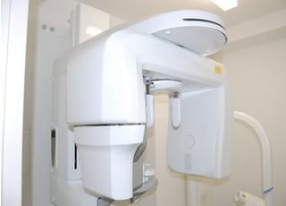 CTを使用し、より丁寧な治療をご提供できるように努めております。