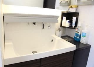 治療後の口元チェックなどにもご利用ください。