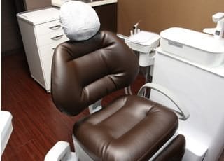 個室のチェアーは座り心地の良いものにしております。