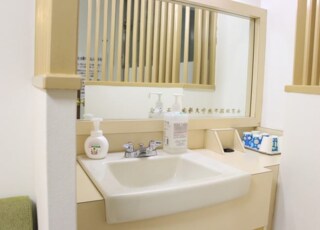 鈴木歯科医院（成城）